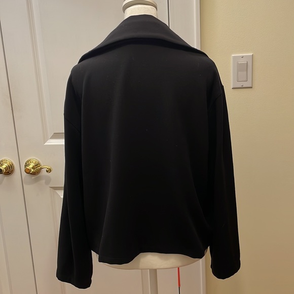 Planet Black double collar cropped jacket in black. One Size. Gently worn. - Picture 3 of 6